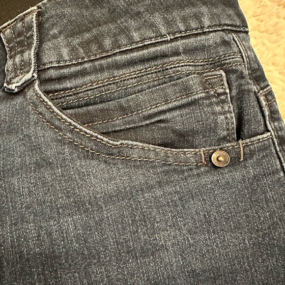 Democracy Ab Technology Jeans Womens Size 16 Skinny Dark Blue Denim Mid Rise - Picture 4 of 10